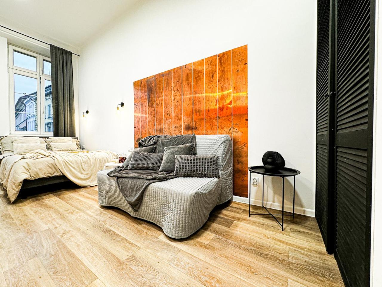 Apartment 1min Walk To Market Square, Beautiful Views! Stylish 1br Kitchen *